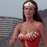 Lynda Carter is coming to Supergirl