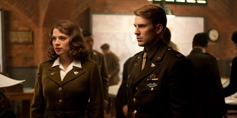 Peggy Carter wouldn't approve Captain America kissing her niece!